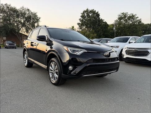 Used 2017 Toyota RAV4 Platinum FWD image 1
