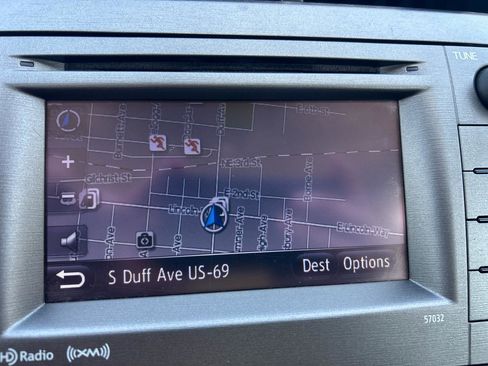 Used 2014 Toyota Prius Three FWD image 20