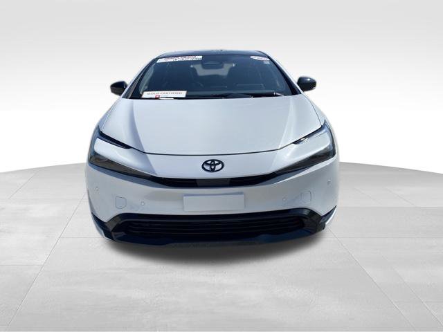 Certified 2025 Toyota Prius FWD image 21