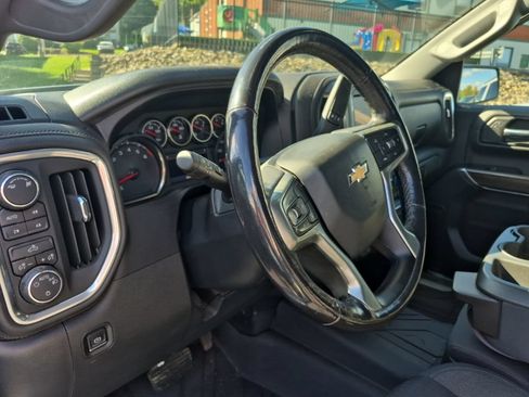 Used 2019 Chevrolet Silverado 1500 LT w/ All-Star Edition AWD/4WD image 10