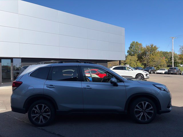 Used 2024 Subaru Forester Limited w/ Pop Package 2 AWD/4WD image 2