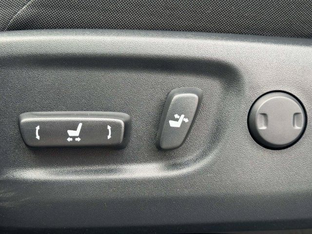 Used 2023 Toyota 4Runner SR5 AWD/4WD image 27