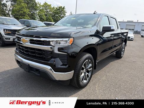 Used 2025 Chevrolet Silverado 1500 LT AWD/4WD image 1