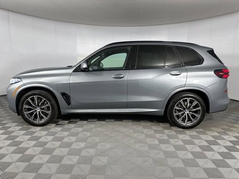 Certified 2025 BMW X5 xDrive40i w/ M Sport Package AWD/4WD image 7