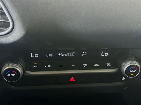 Used 2025 MAZDA CX-30 AWD 2.5 S w/ Select Sport Pkg image 24