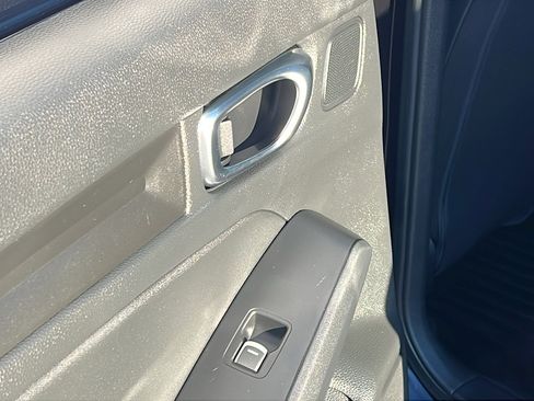 Used 2025 Honda Civic Sport image 11