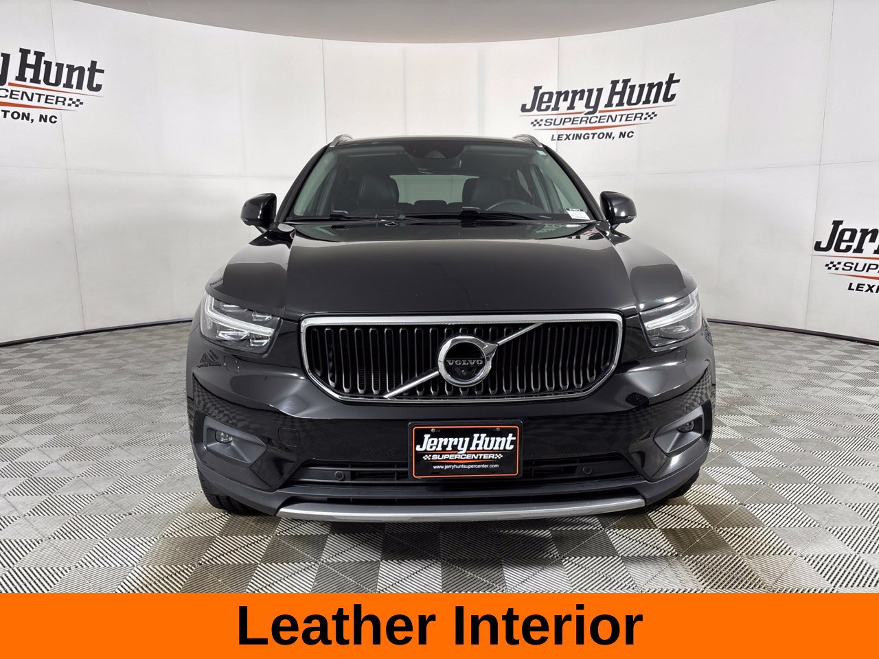 Used 2019 Volvo XC40 T5 Momentum AWD/4WD image 3