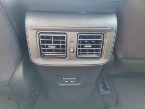 Used 2025 Toyota RAV4 XLE image 16