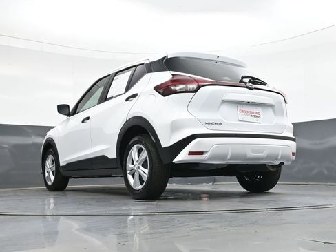 Used 2025 Nissan Kicks Play S image 38