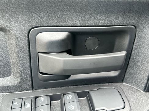 New 2026 RAM 2500 Tradesman w/ Chrome Appearance Group image 23