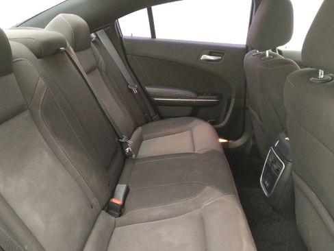 Used 2022 Dodge Charger SXT w/ Driver Convenience Group image 19
