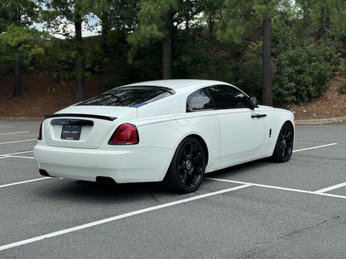 Used 2017 Rolls-Royce Wraith RWD image 12