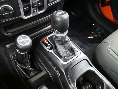 Used 2018 Jeep Wrangler Unlimited Sport S image 21