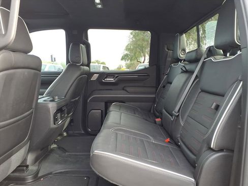Certified 2024 GMC Sierra 1500 AT4X image 15