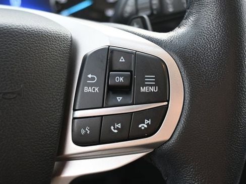 Used 2020 Ford Explorer XLT w/ Comfort Package AWD/4WD image 38