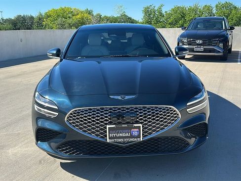 Used 2024 Genesis G70 2.5T image 7