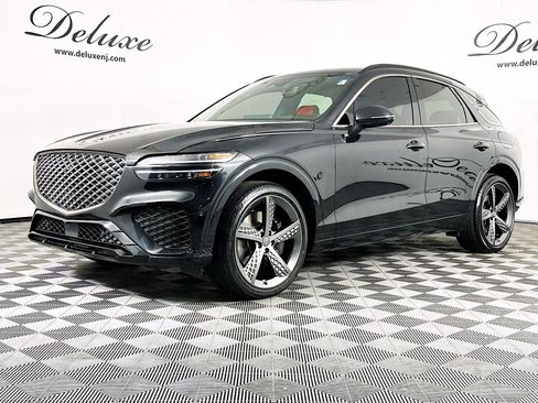 Used 2023 Genesis GV70 3.5T Sport w/ Sport Prestige Package image 3