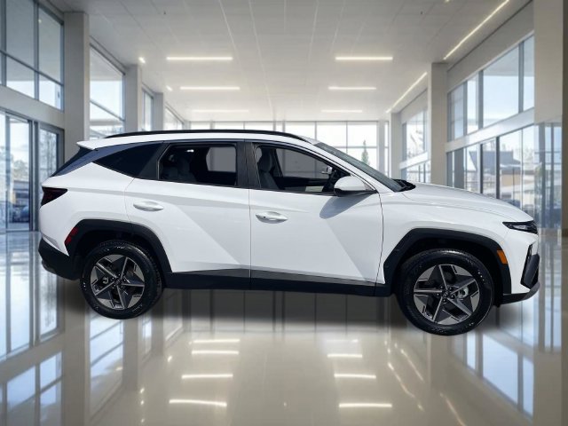 Certified 2026 Hyundai Tucson SEL Plus AWD/4WD image 3