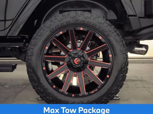 Used 2016 Jeep Wrangler Unlimited Sahara AWD/4WD image 6
