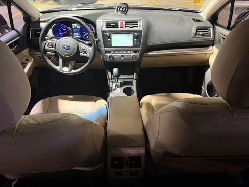 Used 2017 Subaru Legacy 2.5i Limited AWD/4WD image 8
