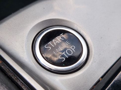 Used 2025 Nissan Altima 2.5 SV FWD image 21