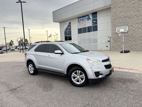 Used 2014 Chevrolet Equinox LT w/ Driver Convenience Package FWD image 2