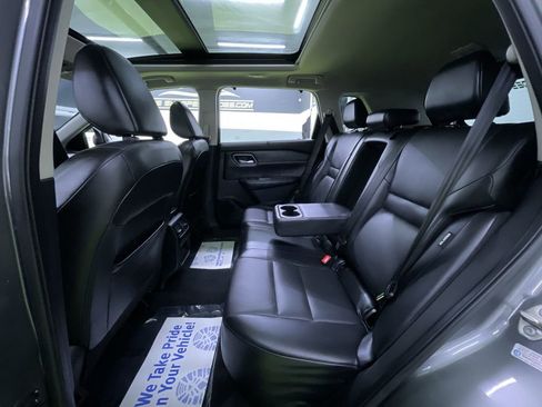 Used 2021 Nissan Rogue SV w/ Premium Package image 26