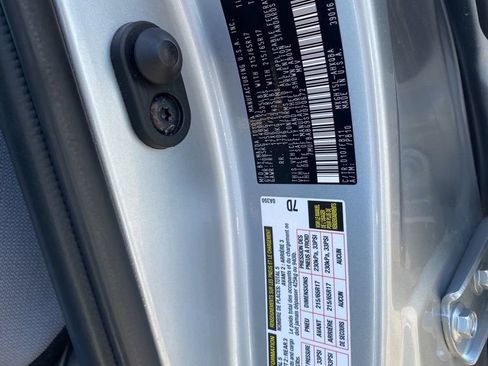 Certified 2025 Toyota Corolla Cross AWD Hybrid image 29