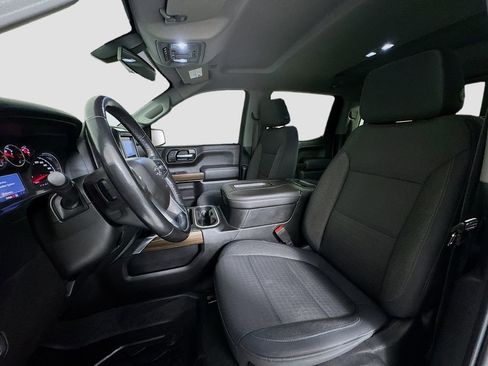 Used 2019 Chevrolet Silverado 1500 RST image 9