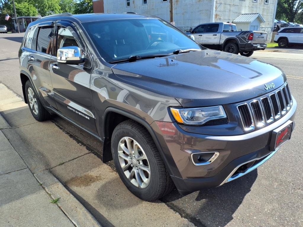 Used 2014 Jeep Grand Cherokee Limited w/ Luxury Group II AWD/4WD image 4