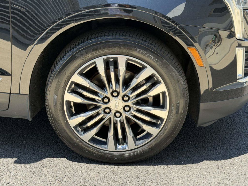 Used 2019 Cadillac XT5 Luxury AWD/4WD image 9