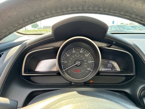 Used 2018 MAZDA CX-3 Touring FWD image 13