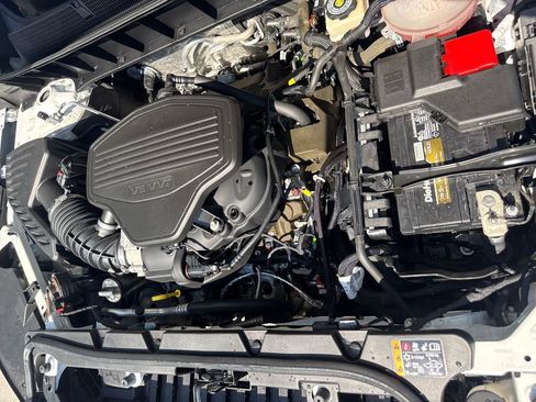Used 2017 GMC Acadia Denali FWD image 34
