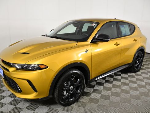 Used 2024 Dodge Hornet R/T w/ R/T Blacktop Package AWD/4WD image 10