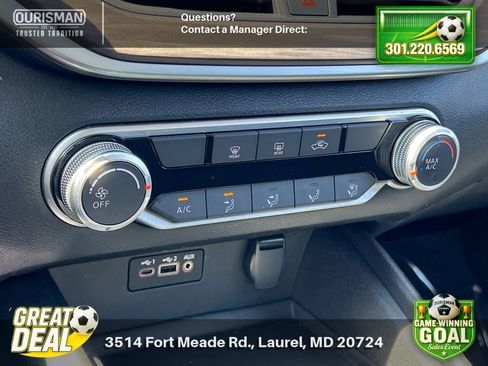 Used 2025 Nissan Altima 2.5 SV FWD image 14
