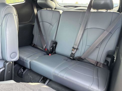Used 2022 Buick Enclave Essence w/ Experience Buick Package image 15