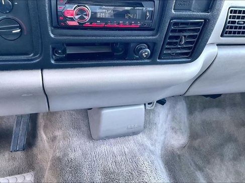 Used 1995 Dodge Ram 1500 Truck 2WD Regular Cab image 29