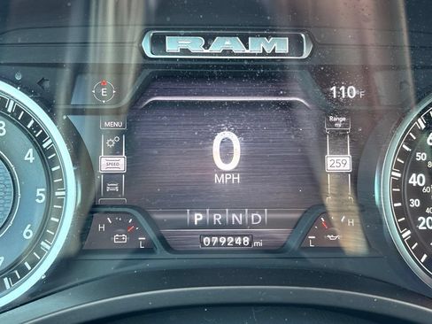 Used 2023 RAM 1500 Laramie AWD/4WD image 23