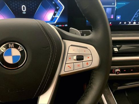 Certified 2026 BMW X7 xDrive40i AWD/4WD image 19