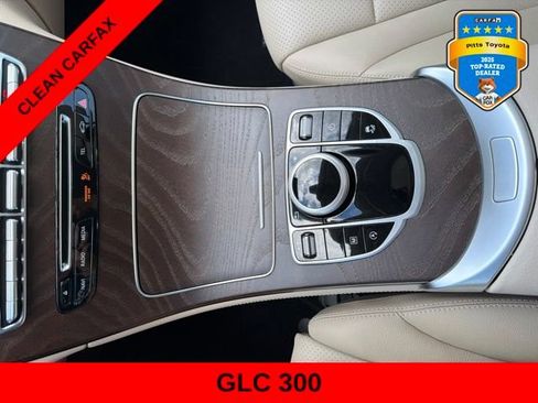Used 2019 Mercedes-Benz GLC 300 image 21