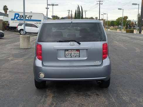 Used 2009 Scion xB image 7