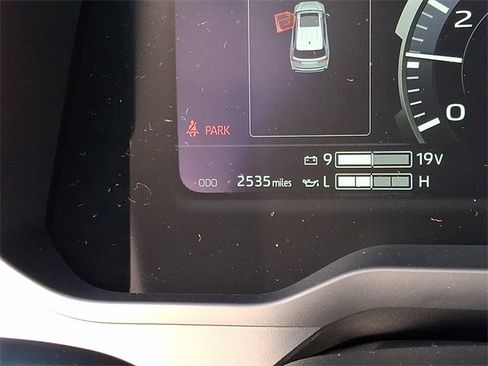 Used 2025 Toyota Sequoia Limited w/ Tow Technology Package image 21