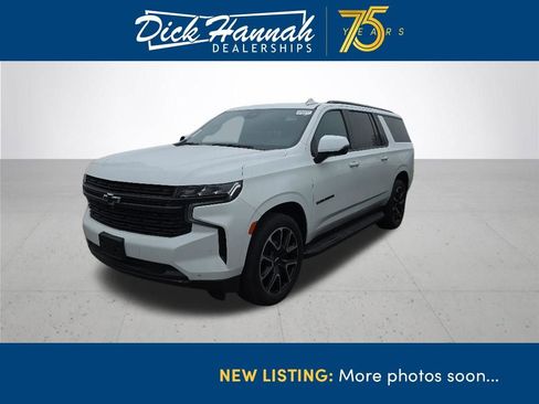 Used 2023 Chevrolet Suburban RST w/ Luxury Package AWD/4WD image 1
