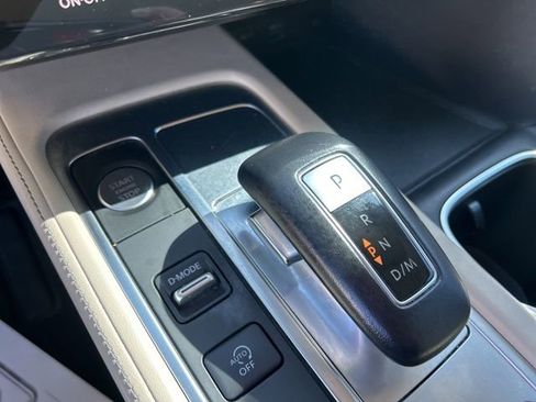 Used 2024 INFINITI QX60 Luxe image 28