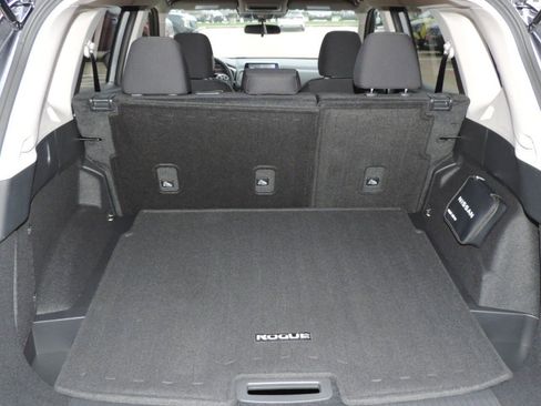 New 2026 Nissan Rogue S image 14