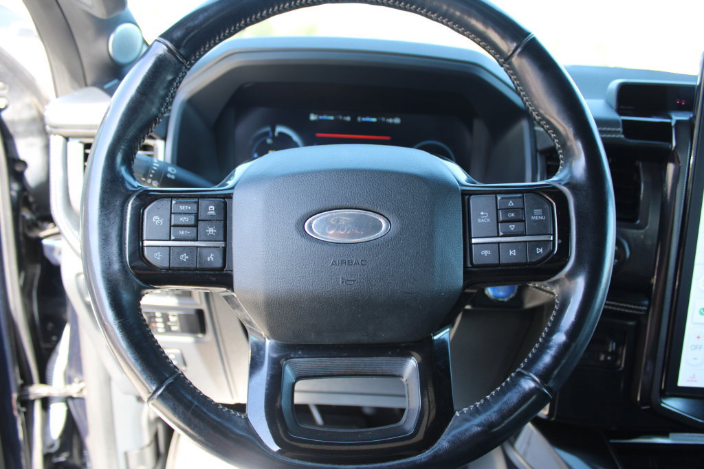 Used 2023 Ford F150 Lightning Platinum AWD/4WD image 27