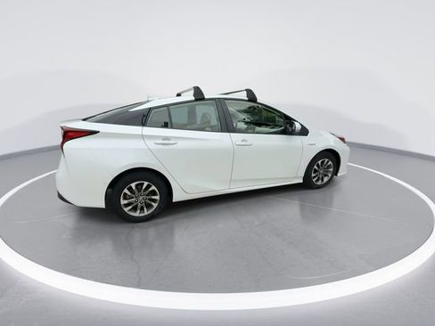 Used 2022 Toyota Prius XLE w/ Premium Convenience Package FWD image 9