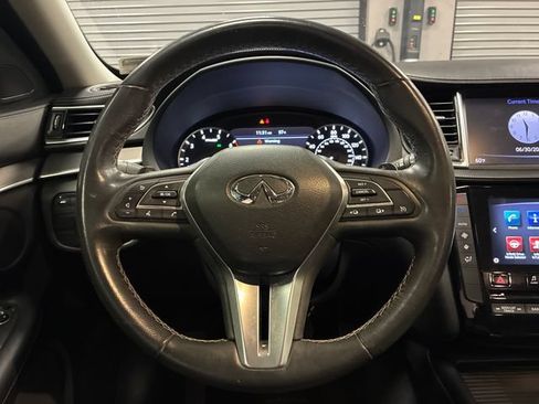 Used 2019 INFINITI QX50 Pure FWD image 14