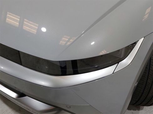 New 2026 Hyundai Ioniq 5 Limited image 32