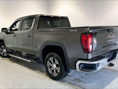 Used 2019 GMC Sierra 1500 SLE image 4